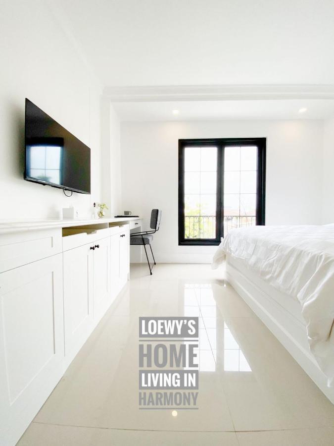 Loewys Home Tanjung Duren Jakarta Barat Esterno foto